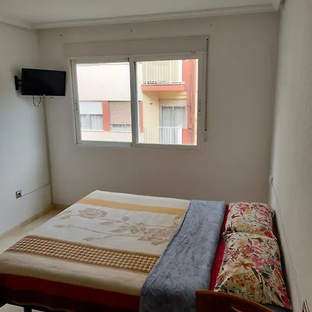 Holiday Centre Deluxe Habitación en casa particular Alicante