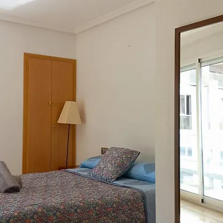 Holiday Centre Deluxe Habitación en casa particular